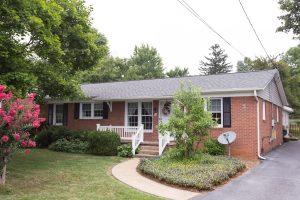 46 Monument Ave | Harrisonburg Homes Team