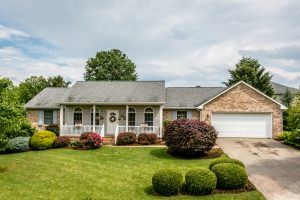 1215 Quince Drive | Harrisonburg Homes Team