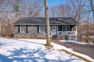 170 Pleasant Ln-mls-1